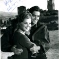 Virna LISI (1936/2014) Actrice Italienne La Tulipe Noire, La 25e heure, La Cigale, La Reine Margot……. Photo noir et blanc (avec Alain Delon dans « Fanfan la Tulipe ») avec signature autographe […]
